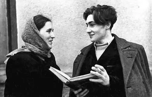 Нонна Мордюкова и Вячеслав Тихонов 1947 г Меня провинциалку всегда тянуло - фото 24