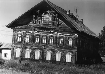 Такие дома строились в северных деревнях В 1933 году священники нашего - фото 6