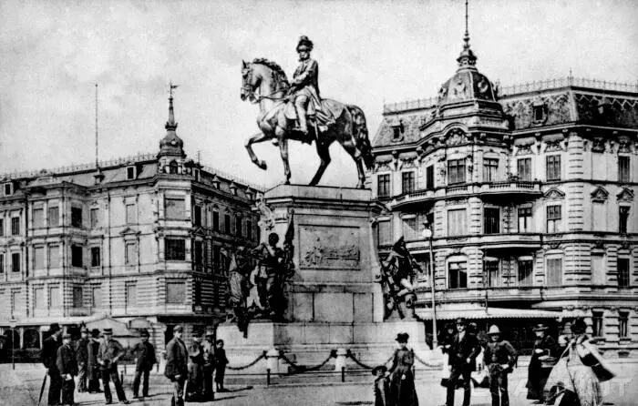 Германия около 1911 г Открытка напечатана в Германии и показывает статую - фото 25