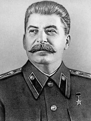 Народный комиссар обороны СССР И СТАЛИН Конец ознакомительного фрагмента - фото 5