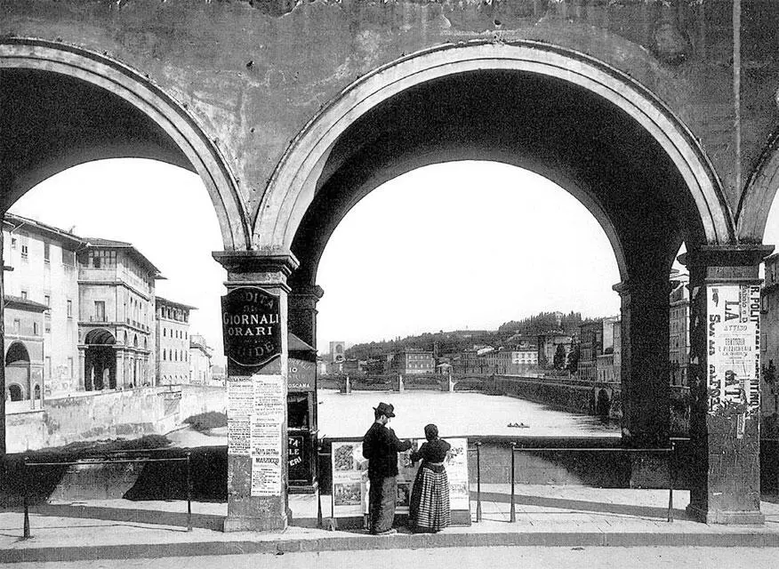 На Ponte Vecchio фото конца хіх в Слева галерея Uffizi прямо вдали - фото 2