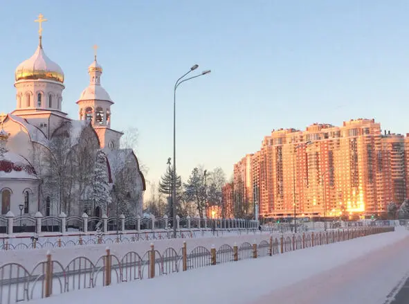 Городские граффити Интересно было увидеть в Сургуте вот такие патриотическое - фото 4