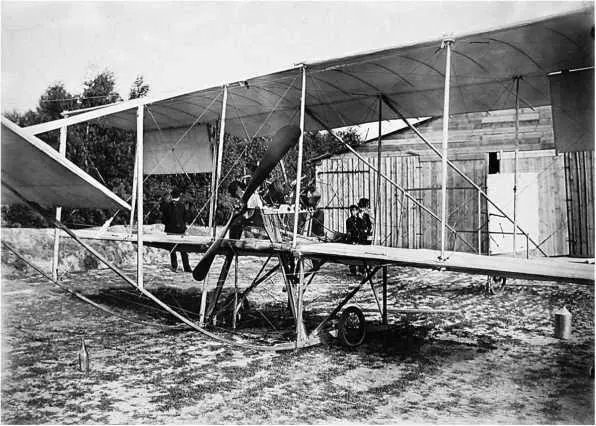 Самолёт Кудашев1 1910 г Именно в этом году 3 июня здесь оторвался от - фото 3