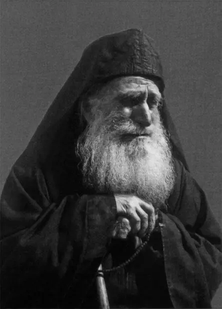 В прежние времена на Святой Афонской Горе для того чтобы стать монахом надо - фото 14