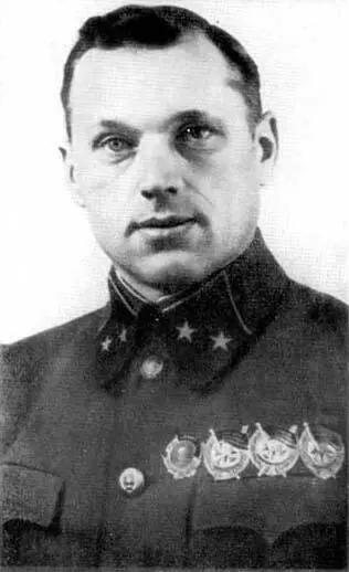Военный совет 16й армии Слева направо В И Казаков А А Лобачев К К - фото 12