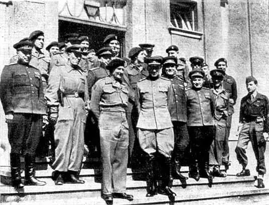 Встреча Г К Жукова В Д Соколовского К К Рокоссовского с Б Монтгомери - фото 29