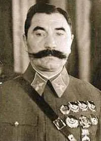 БУДЕННЫЙ Семен Михайлович 18831973 советский военачальник один из первых - фото 174