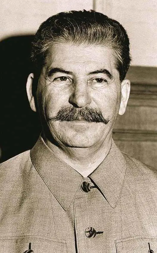 Иосиф Виссарионович Сталин накануне начала Великой Отечественной войны 1941 г - фото 52