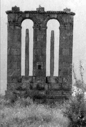 Стела десятого века монастырь в Одзуне III Армения Ты видишь эту сонную - фото 33