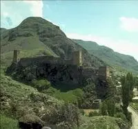 В X веке была созданы храмы Опиза в Кларджети Кумурдо в Джавахети Ошки - фото 19