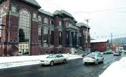 Через четыре года вместе с братом Константином все вокруг звали его Гас - фото 69