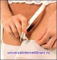 ЧАСТЬ 3 КАК СНИМАТЬ ЧУЛКИ И БЮСТГАЛТЕР КАК СНИМАТЬ ЧУЛКИ Отстегивая чулки вы - фото 49