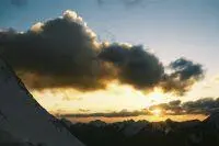 Погода скачет как настроение барышни в критические дни Утром ветер с ног - фото 44