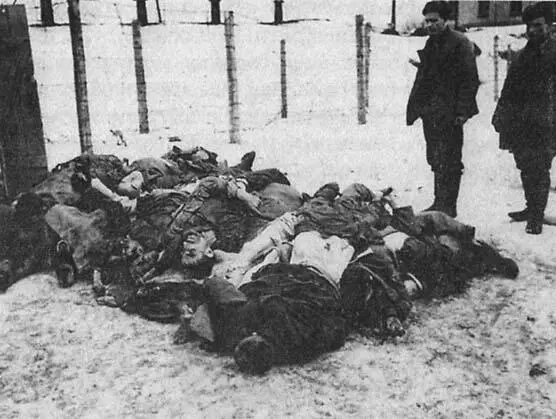 Советские военнопленные уничтоженные нацистами Советские военнопленные - фото 48