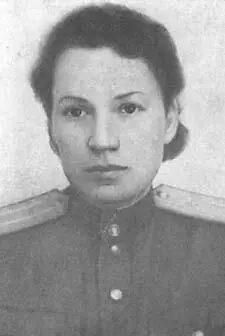 Командир авиаэскадрильи М Г Михалева Командир авиаэскадрильи Ф З - фото 9