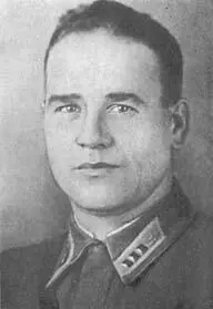 Командир авиаэскадрильи Ф З Болдырихин 1941 г Б А Поздняков первый - фото 10