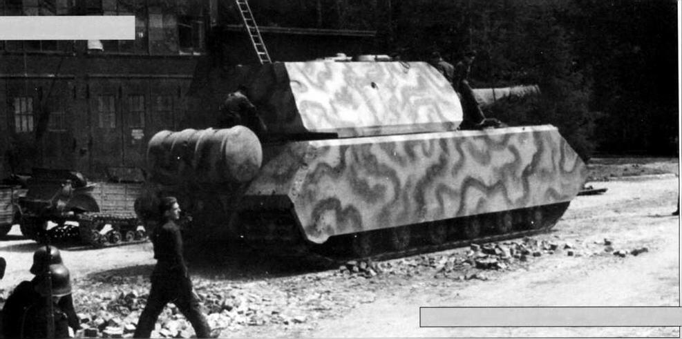 Маус 2052 в Бёблингене лето 1944 года Создание сверхтяжёлого танка Maus и - фото 1