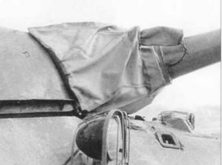 Уплотнение маски пушки и спаренного пулемета танка Т10А Трубалаз слева и - фото 159