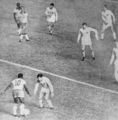 Матч сборных Бразилии и Англии 12 июня 1969 года победили бразильцы 21 - фото 28