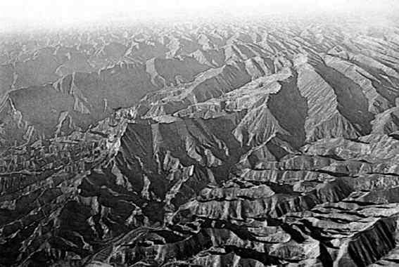 Лессовое плато в северозападной части Китая В следующем тысячелетии Желтую - фото 1