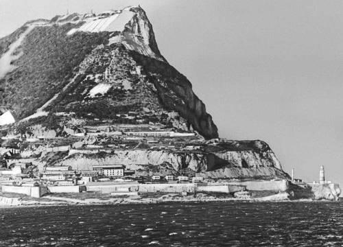 Гибралтар Вид Гибралтарской скалы Гибралтар Гибралтарский пролив - фото 25