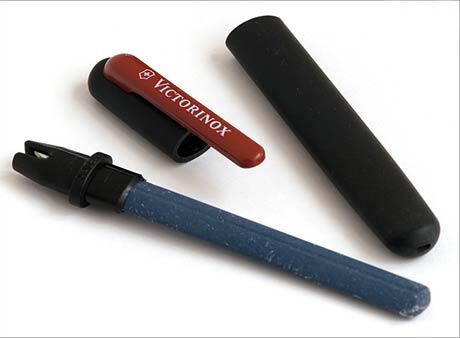Разобранный заточный карандаш швейцарской компании Victorinox AG Если - фото 22