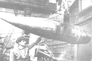 Подъем снаряда 500мм гаубицы ТГ1 храпом Фронтовая крылатая ракета ФКР1 - фото 18