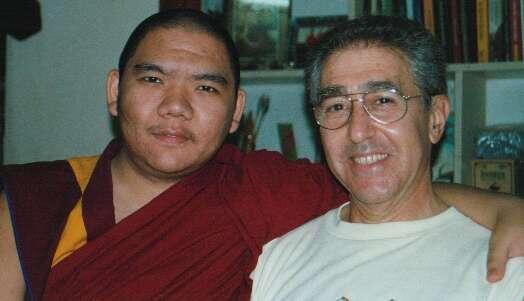 Летом 2001 года я провел с Ринпоче месяц в его монастыре Ганден Джангце в Южной - фото 1