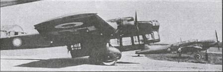 Июнь 1940 г Амио 143 на передовом аэродроме вместе с британскими самолетами - фото 11