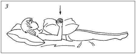 Убирая постель Заправлять кровать можно с пользой для своей фигуры Ведь мышцы - фото 3