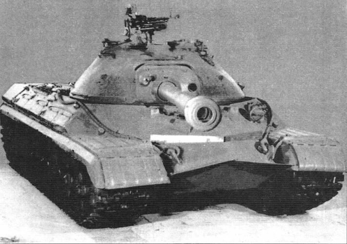 Вверху Танк Т10 в Военноисторическом музее бронетанкового вооружения в - фото 2