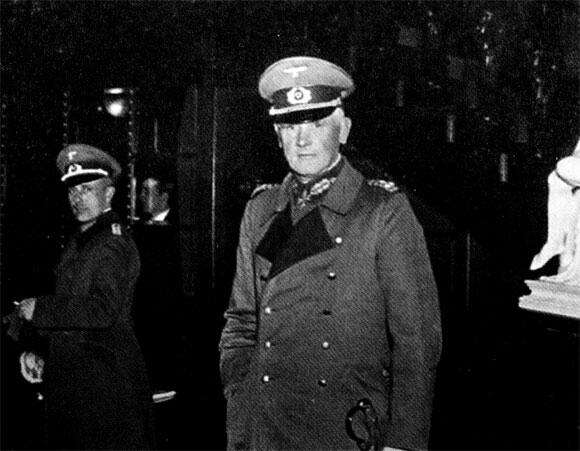 Вернер фон Бломберг Фон Бломберг Гитлер фон Гинденбург и фон Папен Генер - фото 8