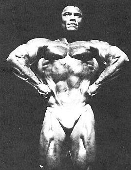 Рик Уэйн С Деннисом Тинеринона конкурсе Мистер Вселенная в 1968 г Всего - фото 23