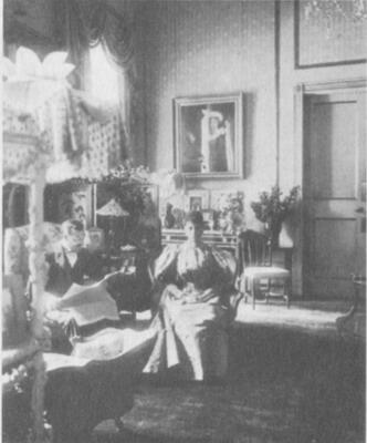 Героцог и герцогиня Йоркские у себя дома в Йоркхаус СентДжеймсский дворец - фото 9