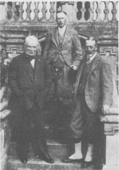 Король с премьерминистром Ллойд Джорджем 1921 г Стэнли Болдуин и маркиз - фото 18