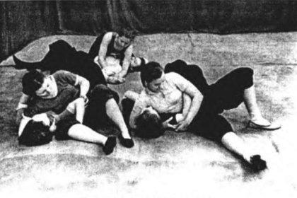 Занятия женской секции в ДФК Крылья С оветов 1935 г Анатолий - фото 369