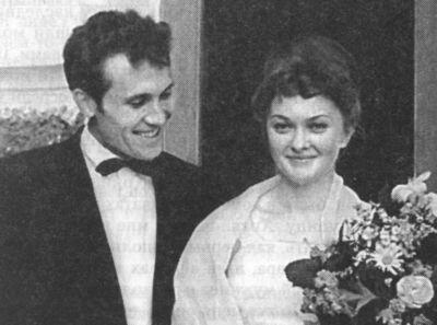 Свадьба Валерия и Татьяны 1963 год Пока отец чемуто улыбаясь смотрел вдаль - фото 4