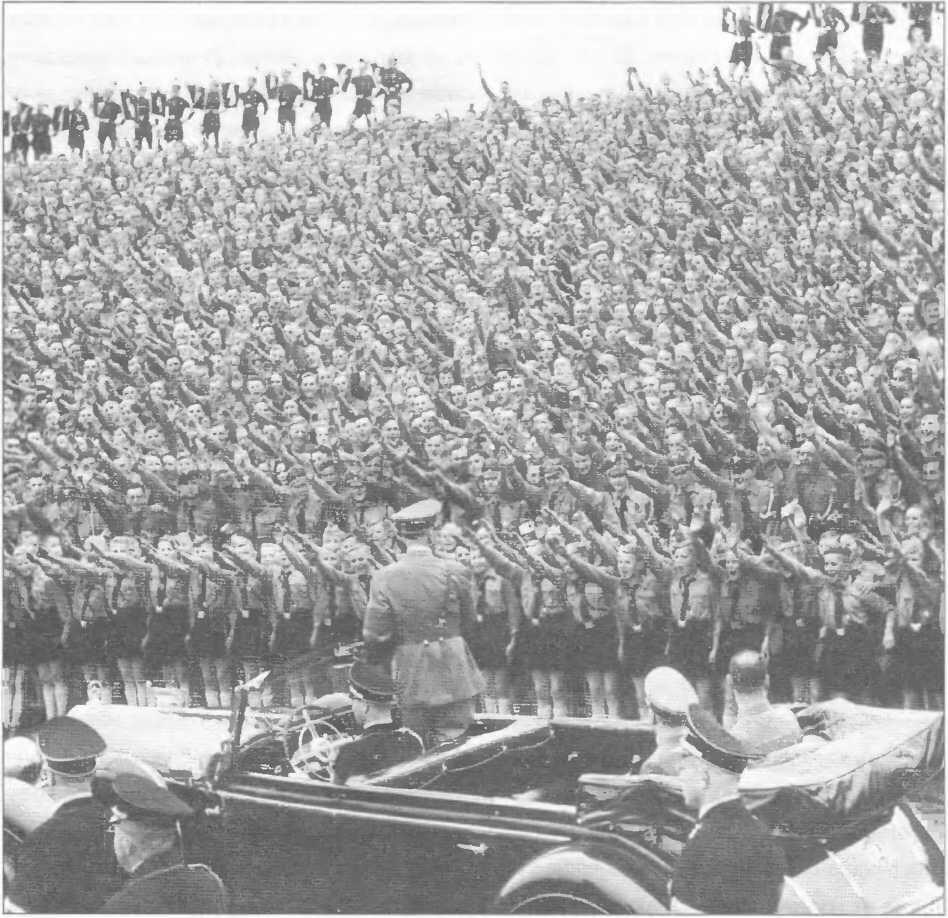 Нюрнберг 1938 год В современном обществе не было ни одного движения и ни - фото 4