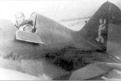 Летчик Педро Руэда из 4й эскадрильи республиканских ВВС в кабине Моски В - фото 31