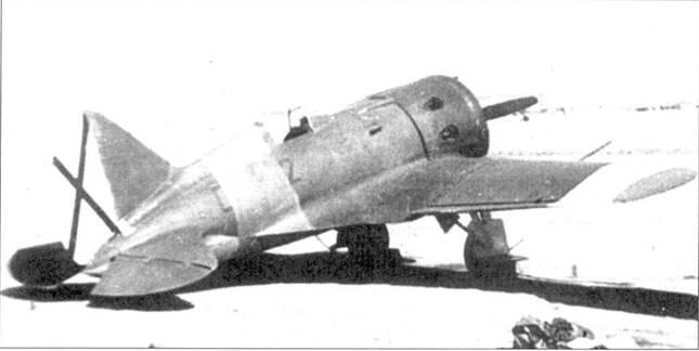 И16 тип 10 с бортовым кодом СМ222 попал в руки франкистов па аэродроме в - фото 40