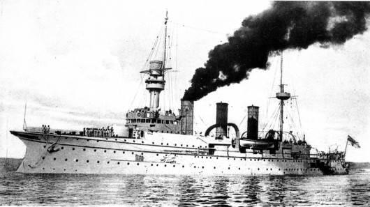 Крейсер Герта вверху в центре и внизу На фото справа крейсера Венета - фото 75