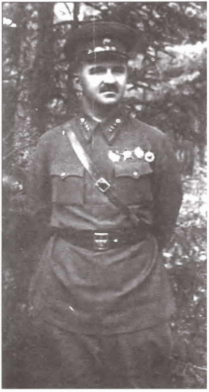 Последняя фотография Леонида Григорьевича Петровского Конец июля 1941 г - фото 45