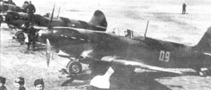 Впервые ни фронте Як9 появился в ноябре 1942 года Самолет на переднем плане - фото 4