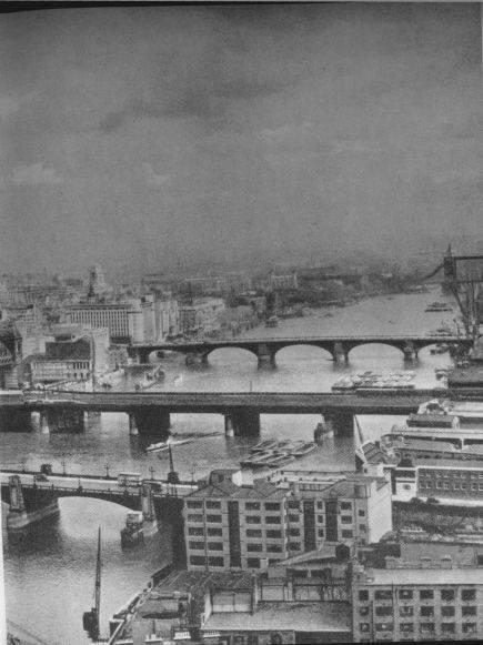 Темза Вид от Вестминстерского моста в сторону Сити Конечно же всякий кто - фото 1