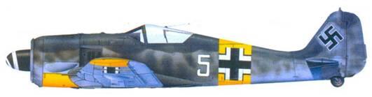 30 Fw 190А5 оберлейтенант Вальтер Новотны июнь 1943 года 31 Fw 190А6 - фото 142