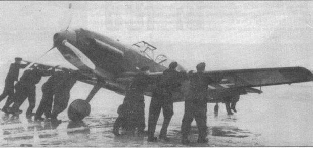 Два снимка Me 109Е0 выпущенного в начале 1938 года Два самолета этого типа - фото 2