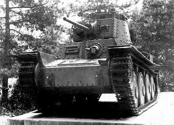Танк Pz38t AusfS находящийся в музее Словацкого национального восстания в - фото 14