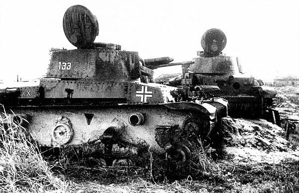 Лёгкие танки Pz35t подбитые в районе г Зубцова Тверской области 1942 год - фото 38