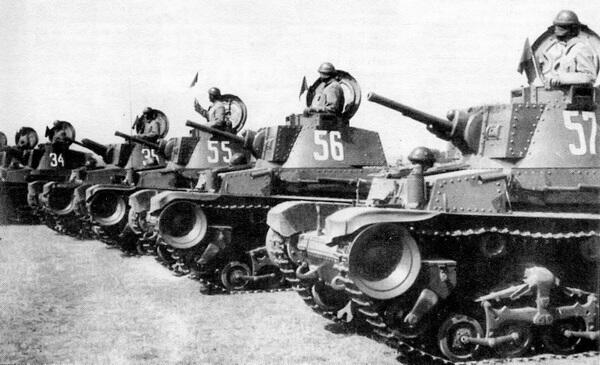 Лёгкие танки Š koda Т11 и LT vz35 из состава 3й роты средних танков - фото 53