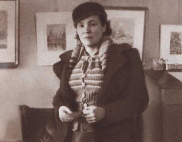 Татьяна Маврина в Выставочном зале на Кузнецком мосту 1959 г Суздаль Базар - фото 51